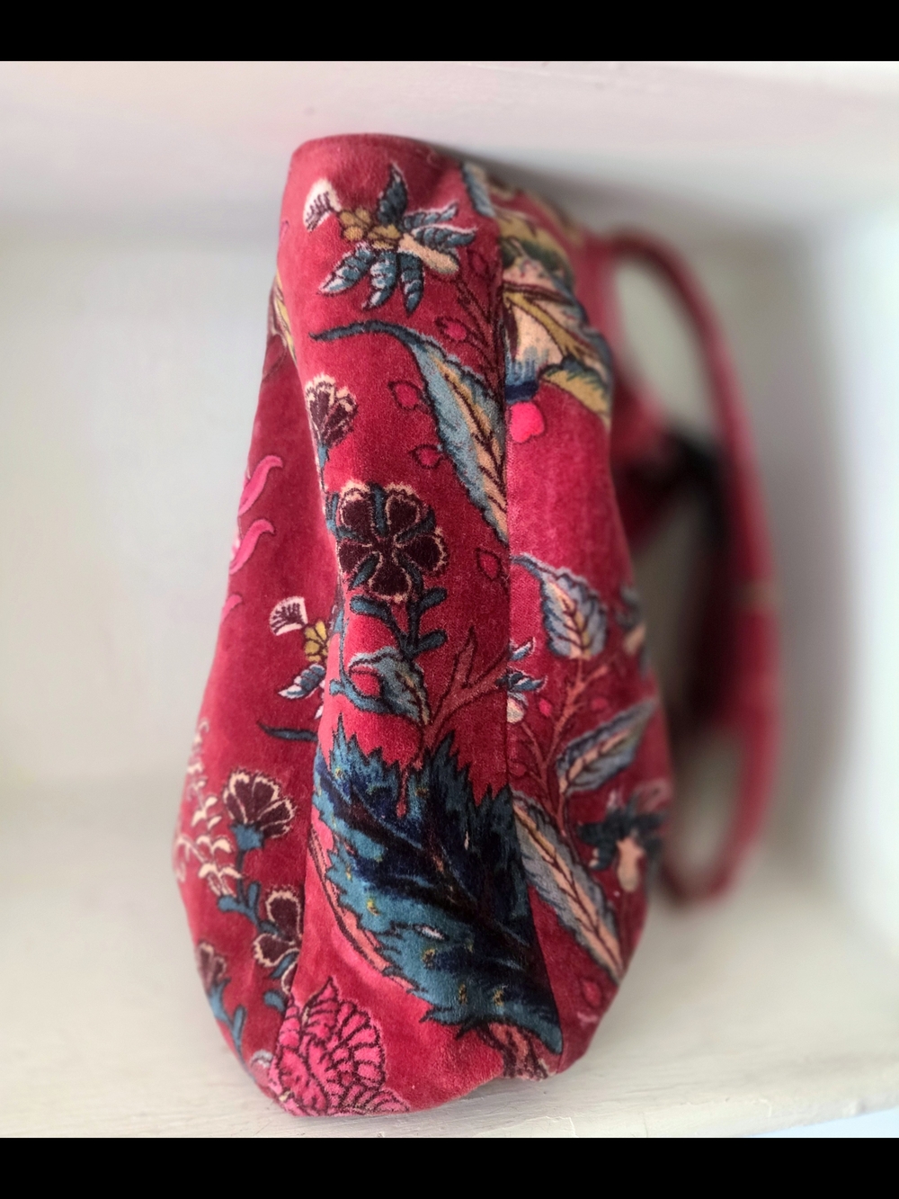 Red Floral Velvet Tote Bag - Picture 5 of 13